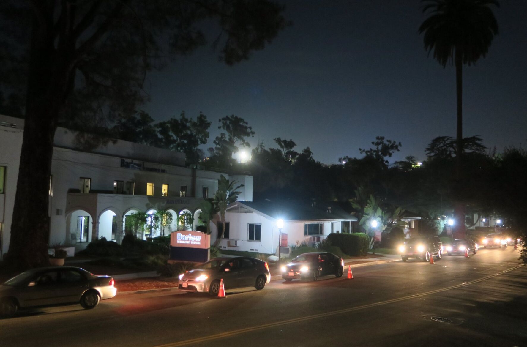 Covid-19 line in front of Barlow Hospital